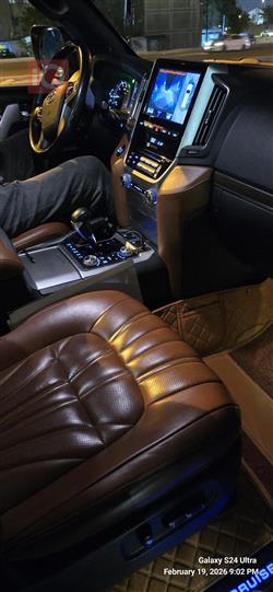 تويوتا لاندكروزر